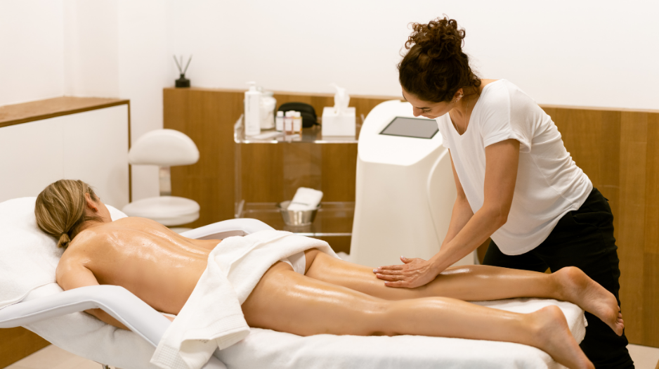 Esenyurt Eve Gelen Bayan Serbest Çalışan Masöz